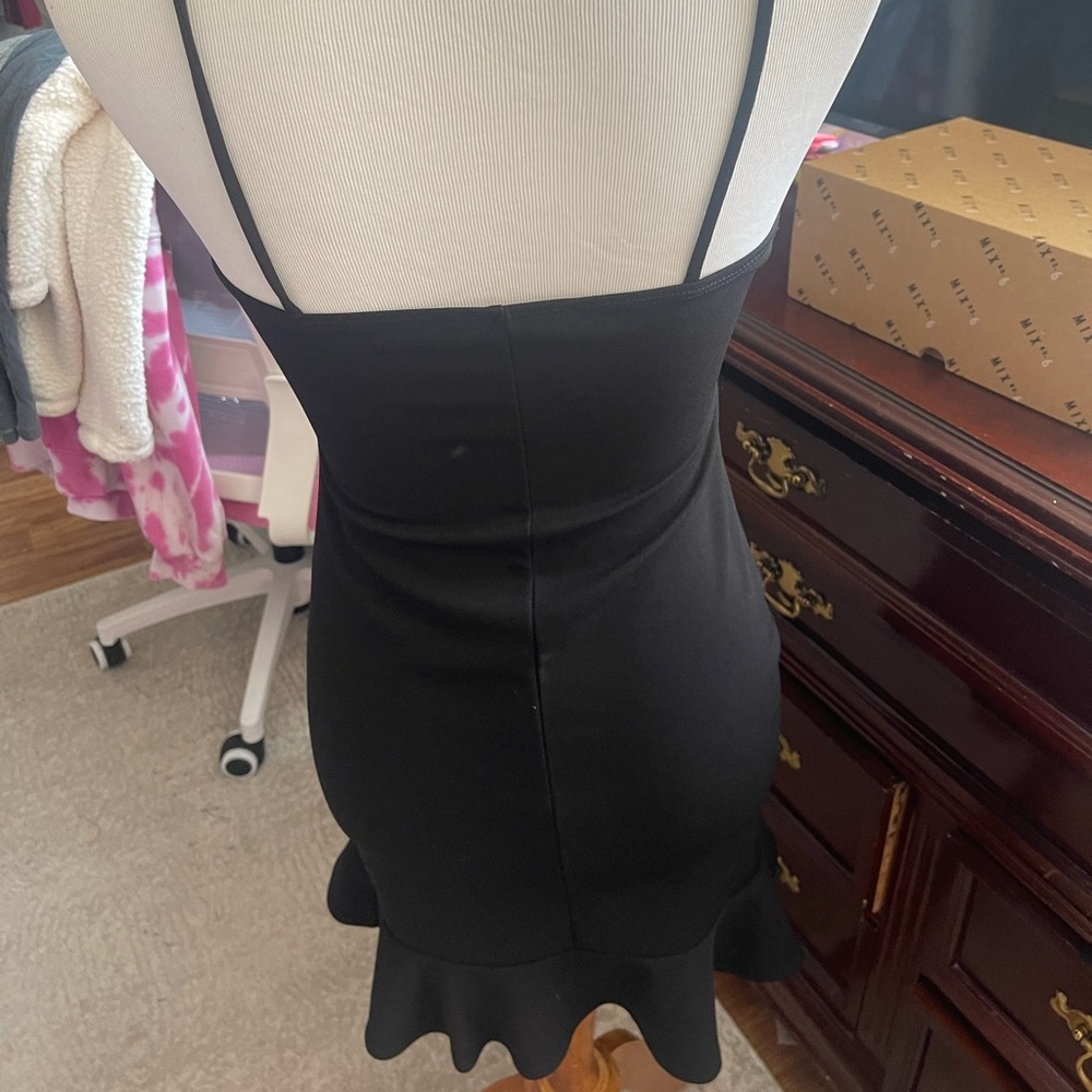 Little Black Dress - Picture 8 of 9